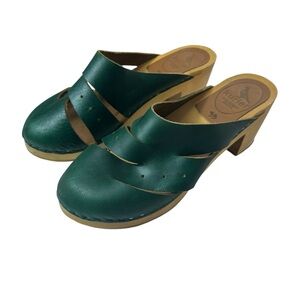 Kuries Handmade Chunky Heeled Green Leather Women's Clogs